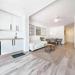 Townhouse Arcos Patio Pool Charming Appartamento