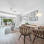 Townhouse Arcos Patio Pool Charming Appartamento